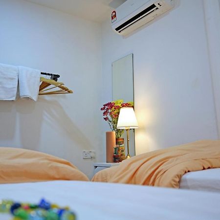 Stay At Jacks Melaka Exterior photo